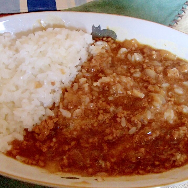 できるだけ油を使わないヘルシーひき肉キーマカレー